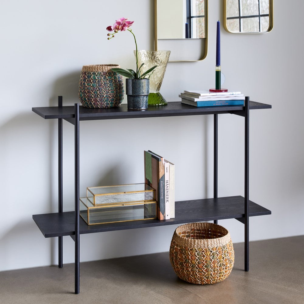 Juoda maža vienguba lentyna „Norm“