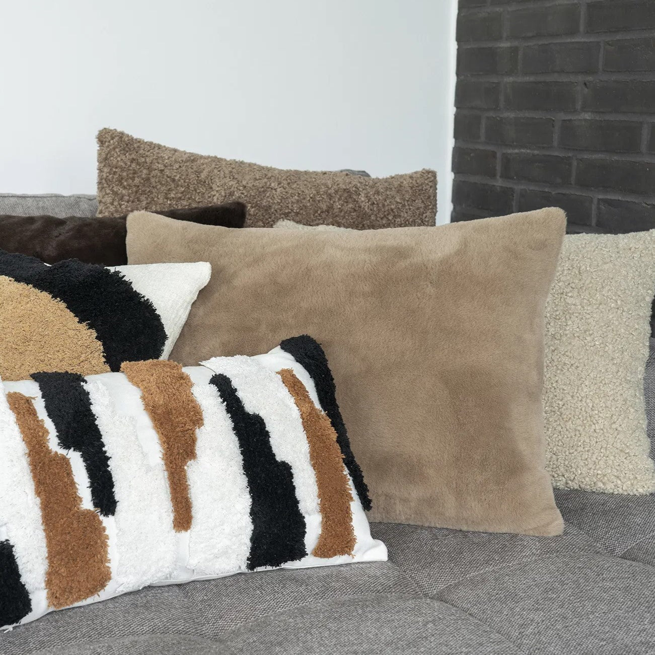 Evora Cushion 45 x 60