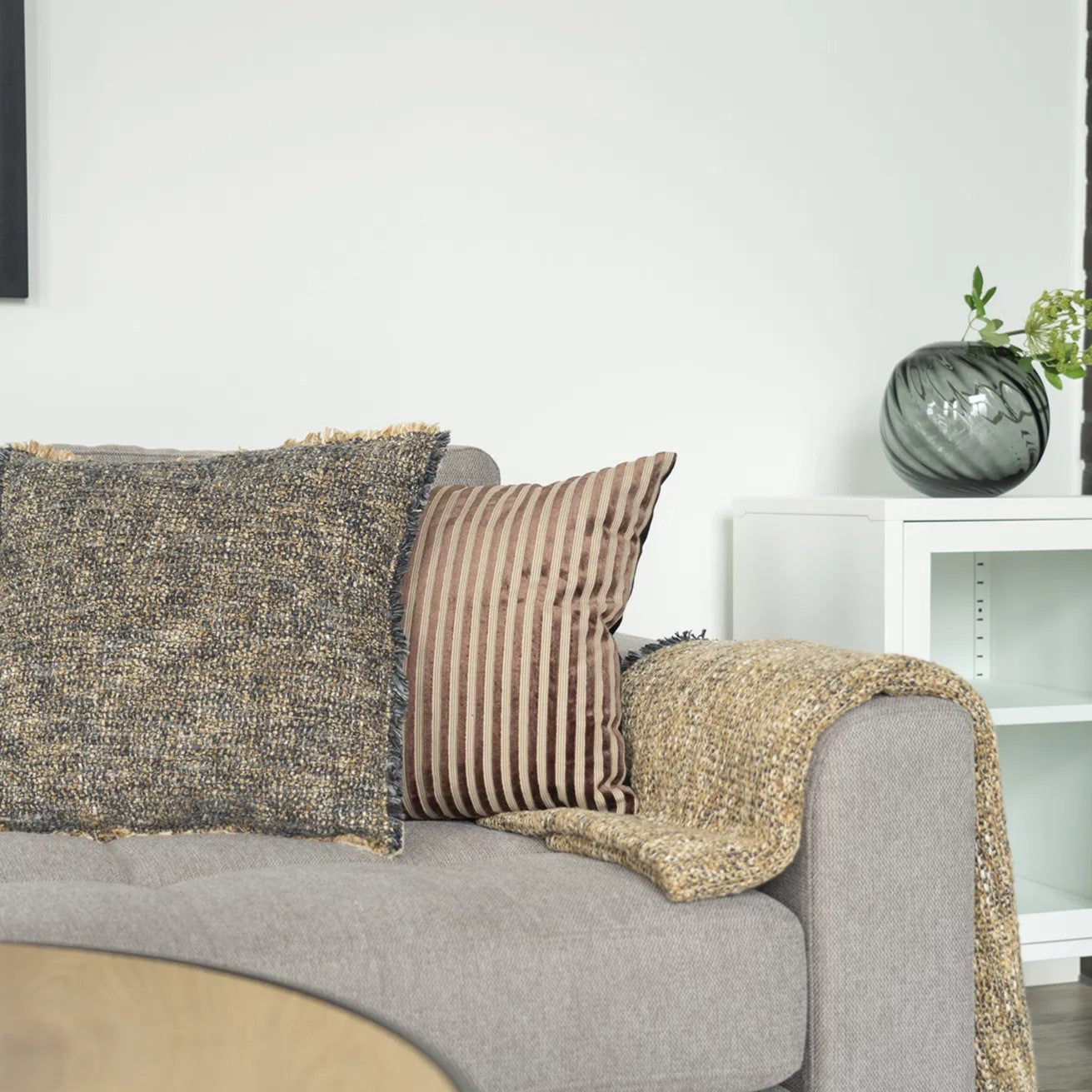 Perth Cushion 45 x 45