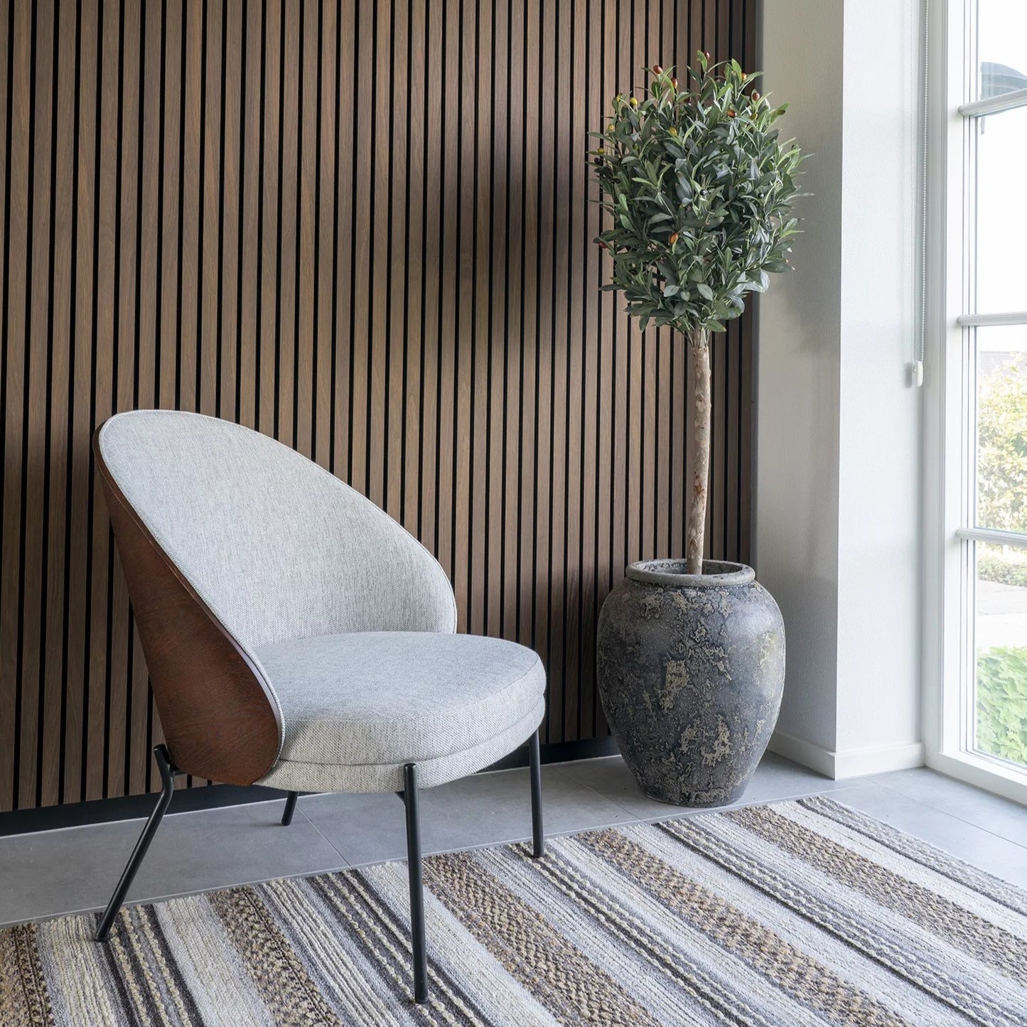Canelas Lounge Chair