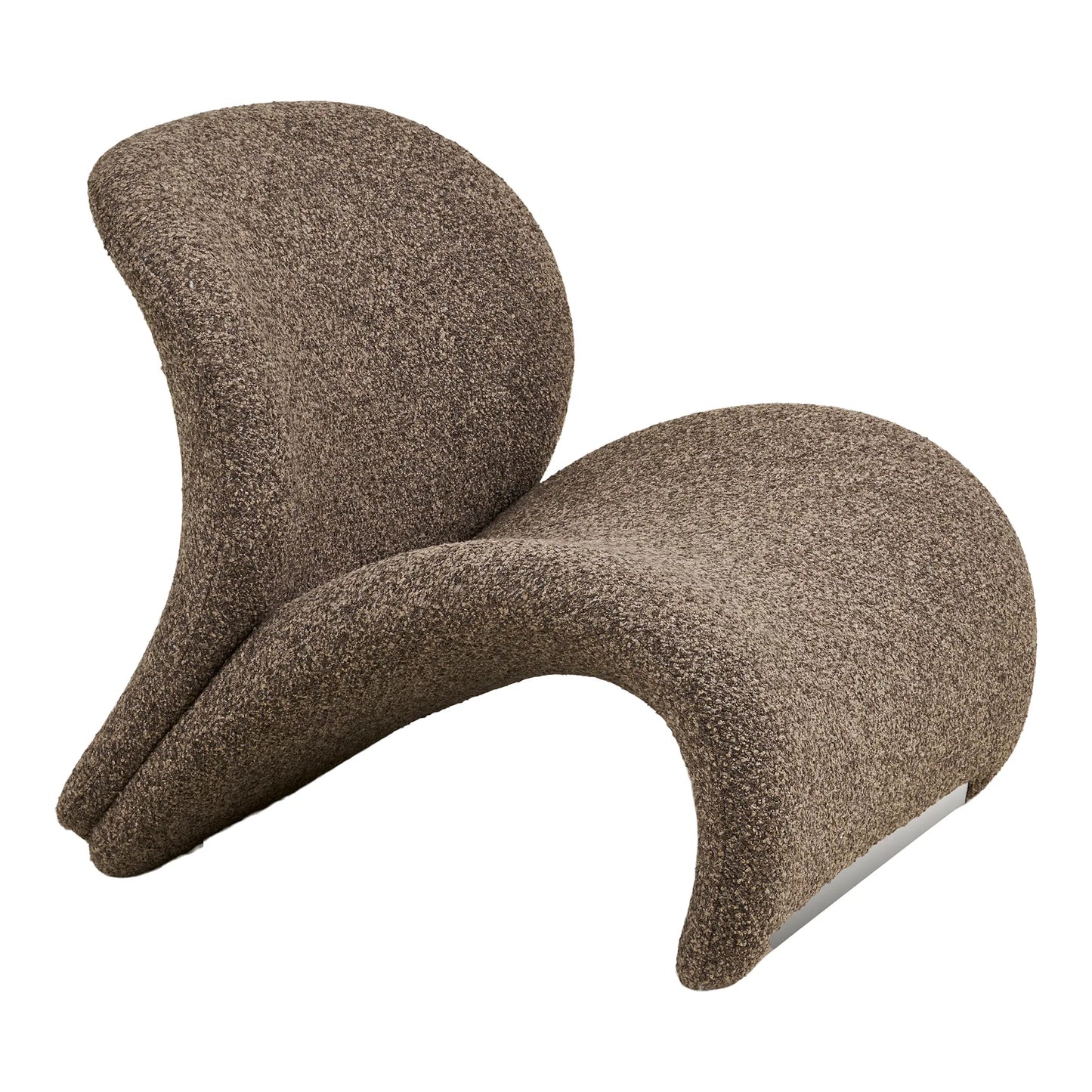 Sofia Lounge Chair: A Masterclass in Curvaceous Comfort