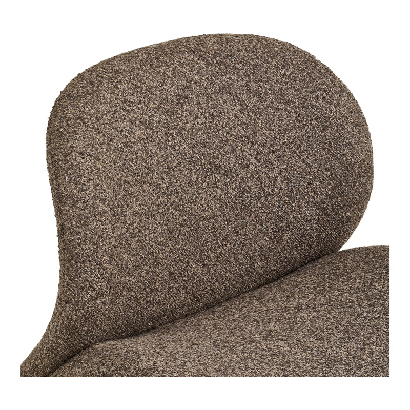 Sofia Lounge Chair: A Masterclass in Curvaceous Comfort