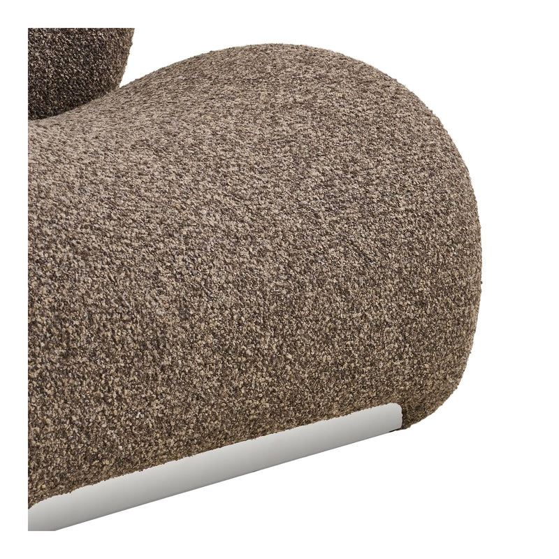 Sofia Lounge Chair: A Masterclass in Curvaceous Comfort