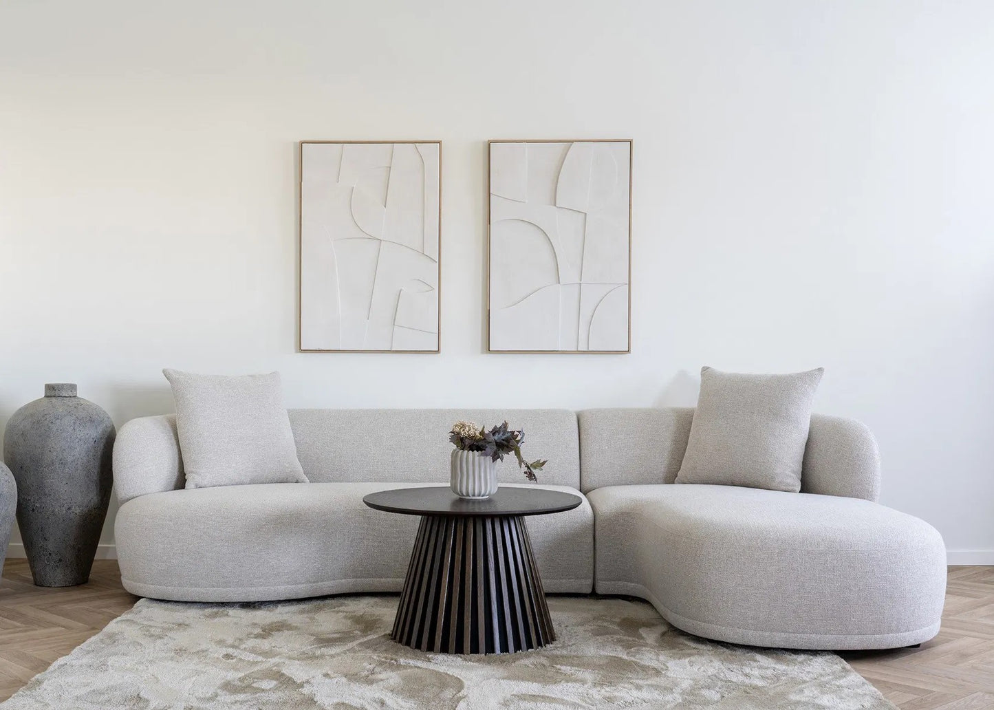 Kingston Sofa with 2 Cushions | Right