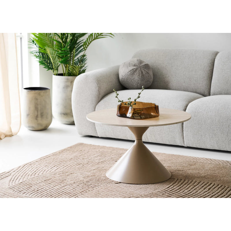 Žurnalinis staliukas „Annecy“: Organiška tekstūra ir industrinis tvirtumas