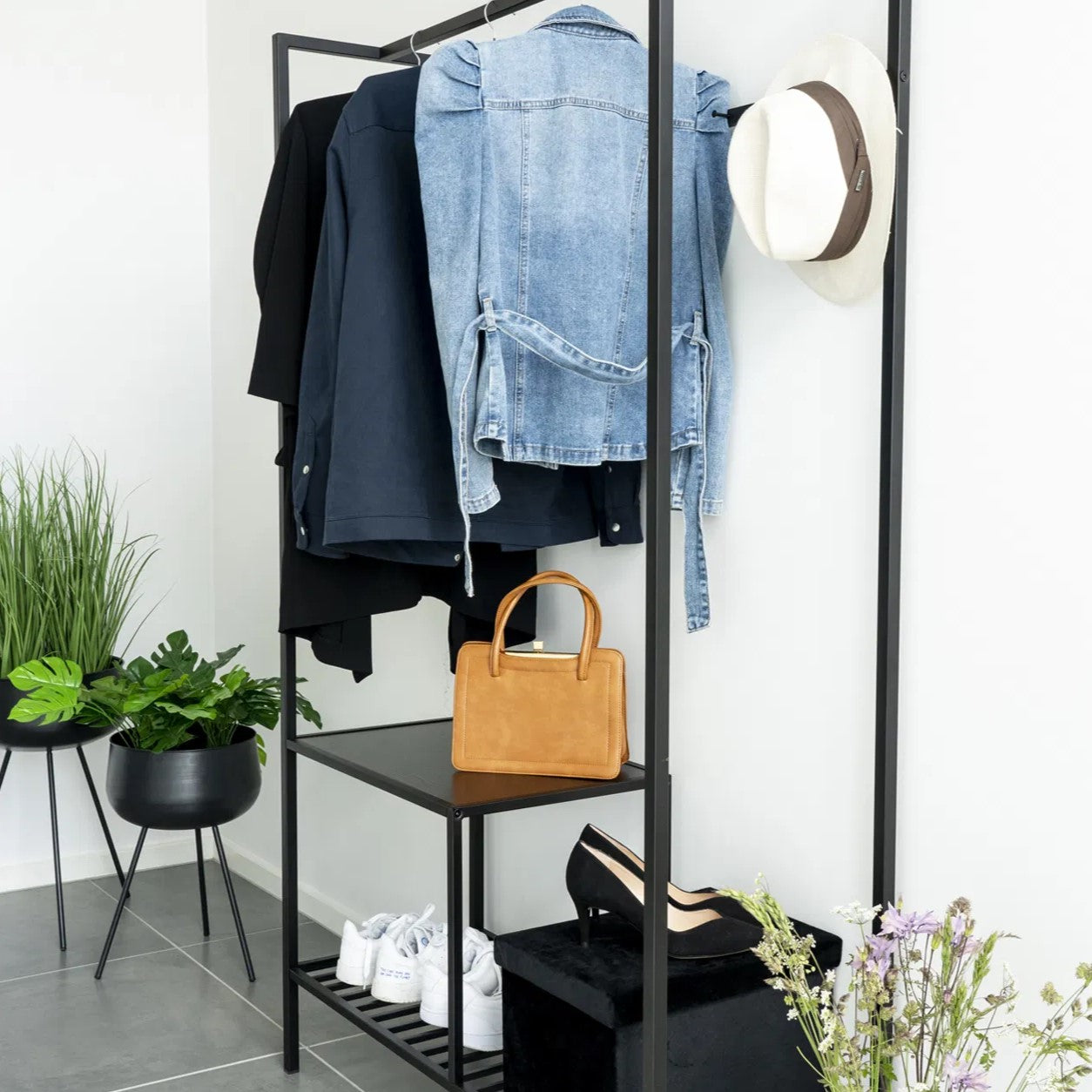 Vita Wardrobe