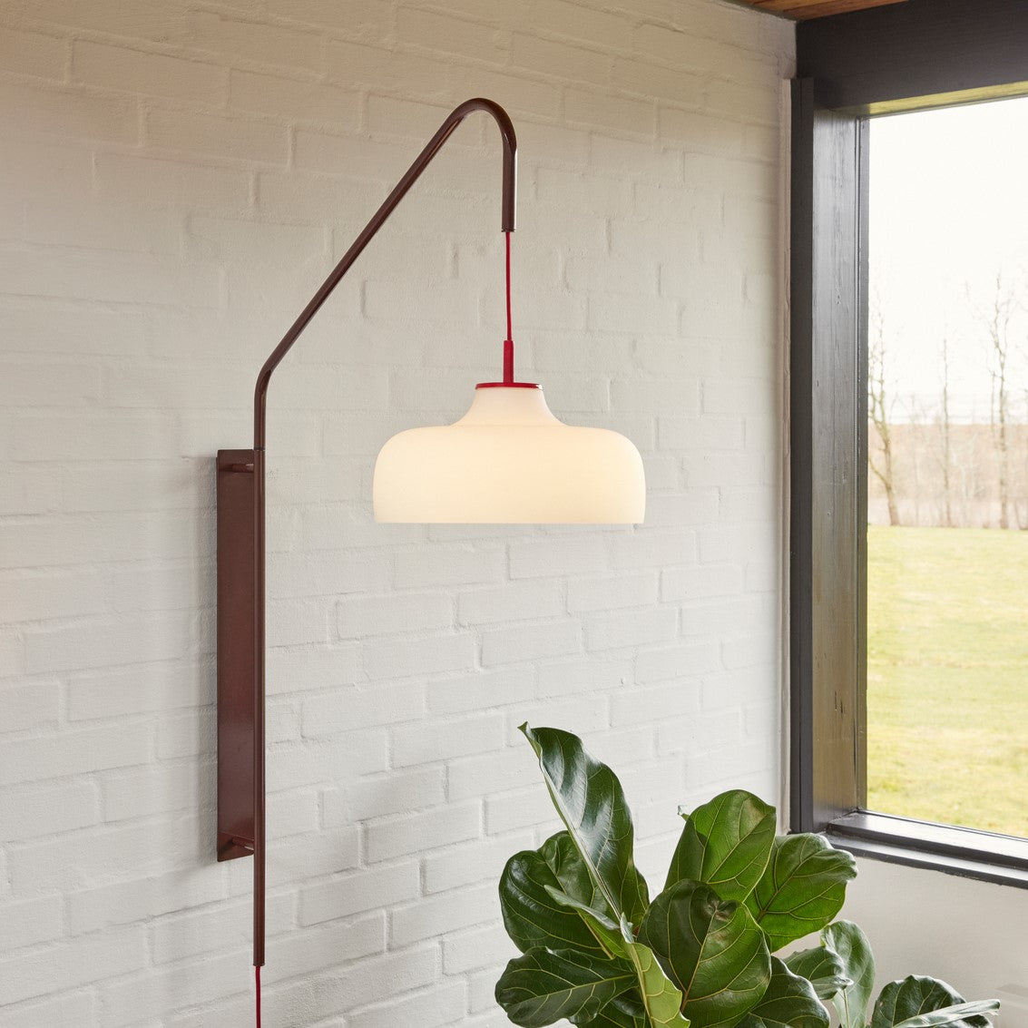 Current Wall Light | Red